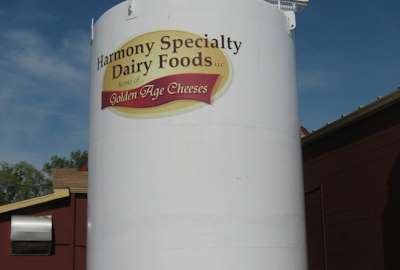 Harmony Cheese: wisconsin cheese factory